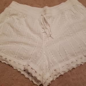 Cotton white shorts